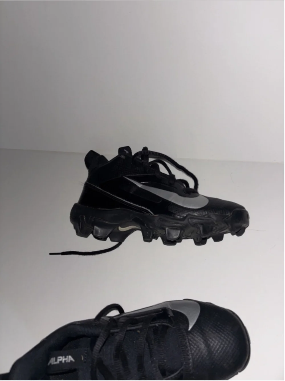 Nike Alpha Fast Flex Cleats Size 13c maybe worn twice!!! Super clean. Very nice